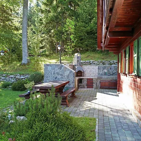 Natural Wooden Sweetheart * Padeski Vrh