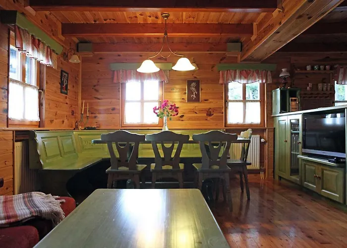 Natural Wooden Sweetheart Padeski Vrh